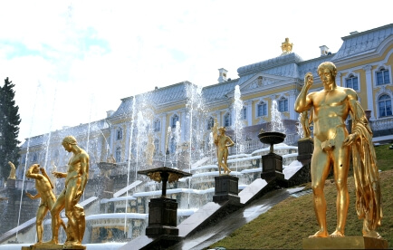 רוסיה-מוסקבה וסנט פטרסבורג